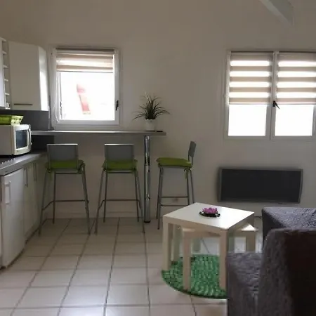 Marne 70 : Coquet Ideal Pour Les Vacances *